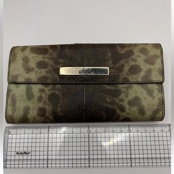 SALE Gucci Wallet Reptile Snake Skin Brown Neutral All Leather Gold Hardware - Picture 16 of 16